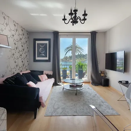 Berto Apartment